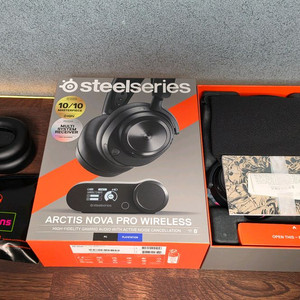 스틸시리즈 Arctis Nova Pro 노바프로 게이밍 헤드셋 이미지