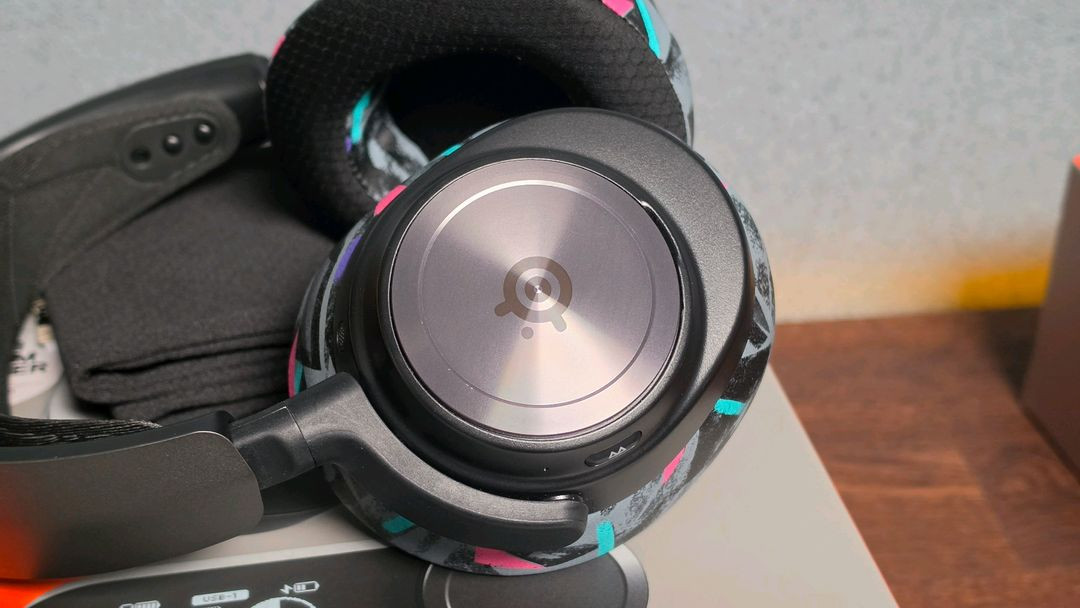 스틸시리즈 Arctis Nova Pro 노바프로 게이밍 헤드셋 이미지