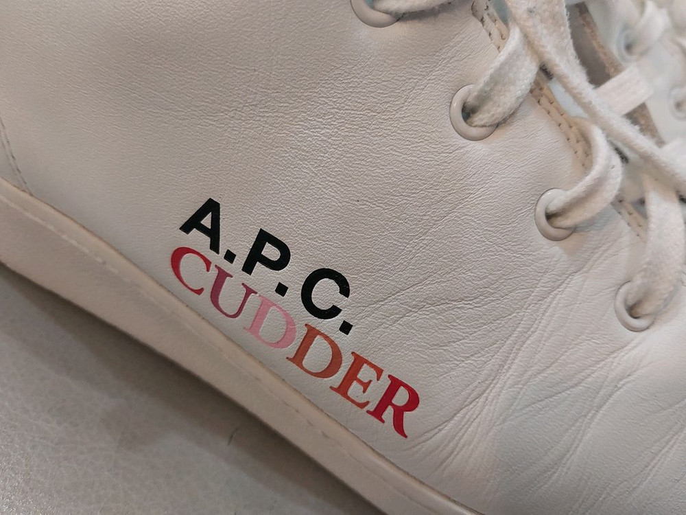 아페쎄 APC 키드 커디 Kid Cudi x APC 레더 화이트 스니커즈 사이즈 260mm 택포 39,000원 이미지