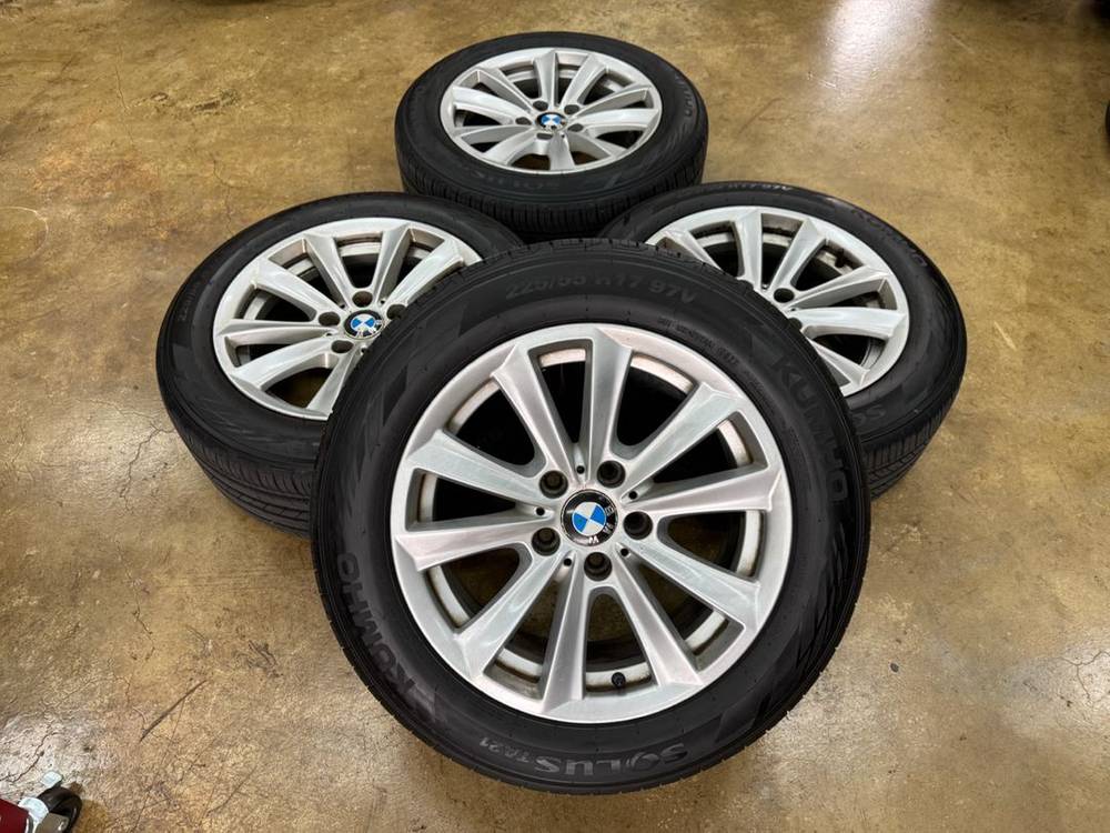 BMW f10 5시리즈 17인치 휠 타이어 팝니다 이미지