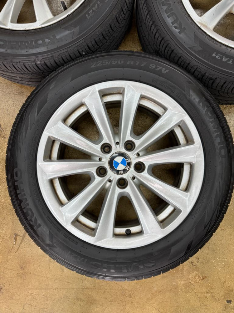 BMW f10 5시리즈 17인치 휠 타이어 팝니다 이미지