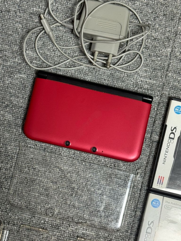 닌텐도 3DS XL 레드 한글판 구큰다수 S급 + 정품 충전기 이미지