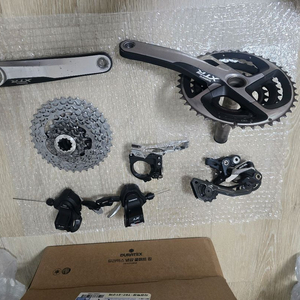 시마노 XTR + XT 30단 그룹셋 자전거 구동계 이미지