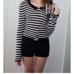 더오유 SUMMER FURRY STRIPE KNIT CARDIGAN 이미지
