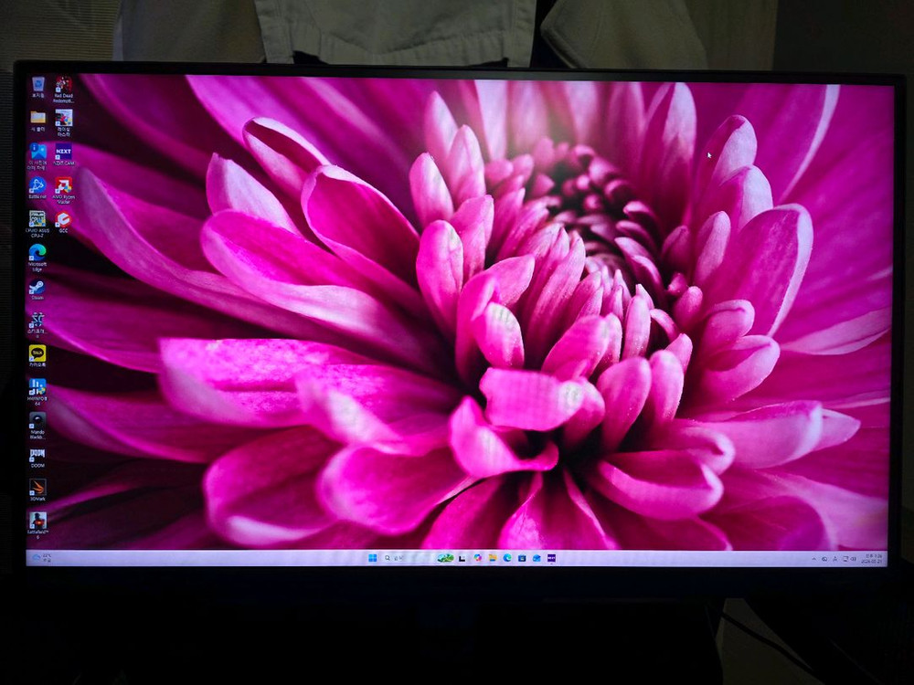 LG 울트라기어 27인치 게이밍 모니터 QHD 240hz(27GR83Q) 이미지