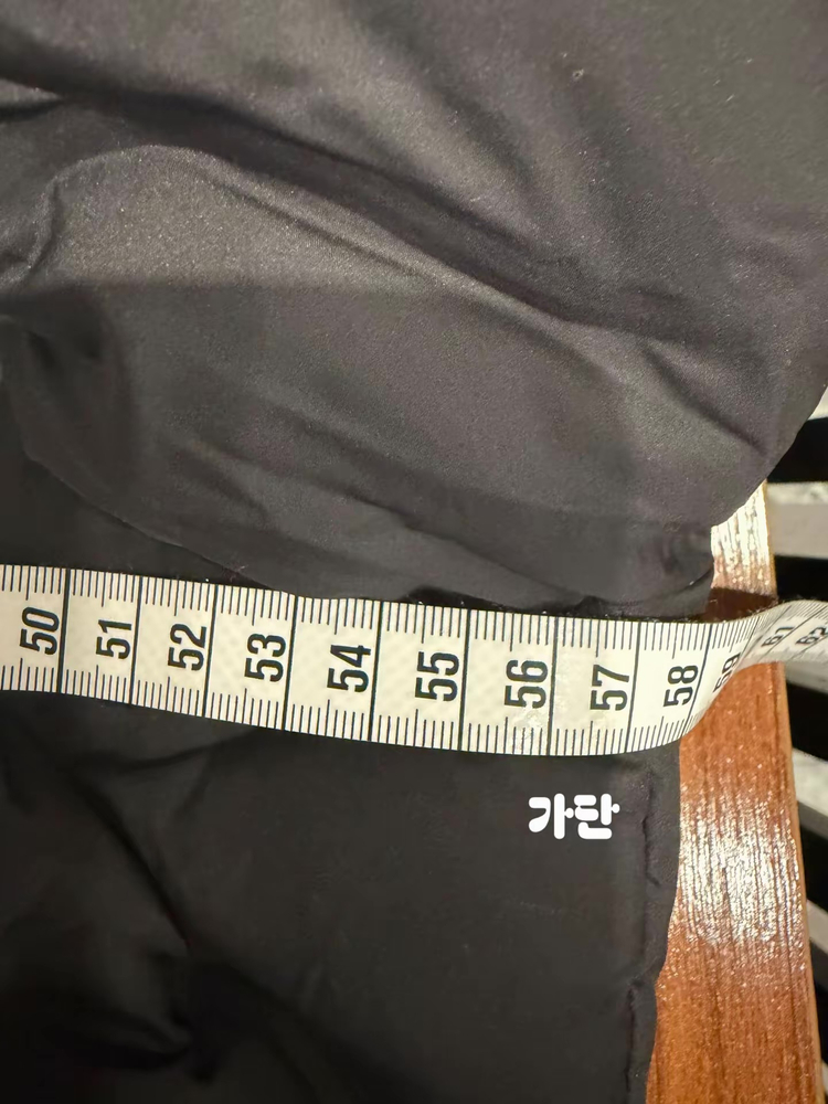[몽클;레어] 새상품 / 경량 패딩 / 4 (약 105 사이즈) 이미지