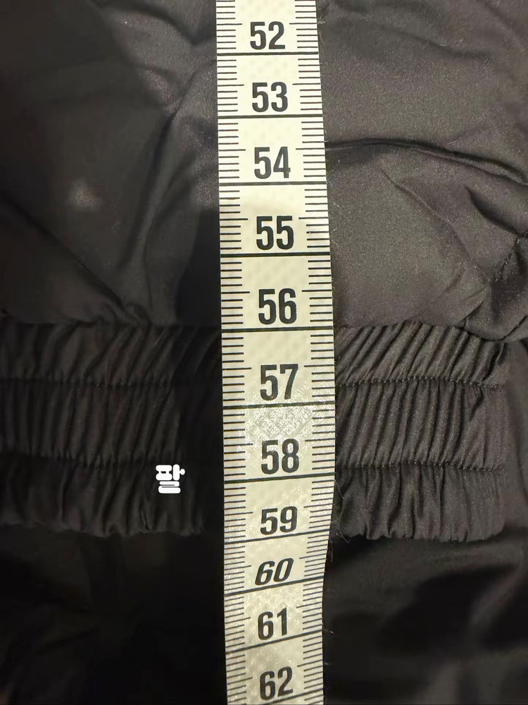 [몽클;레어] 새상품 / 경량 패딩 / 4 (약 105 사이즈) 이미지