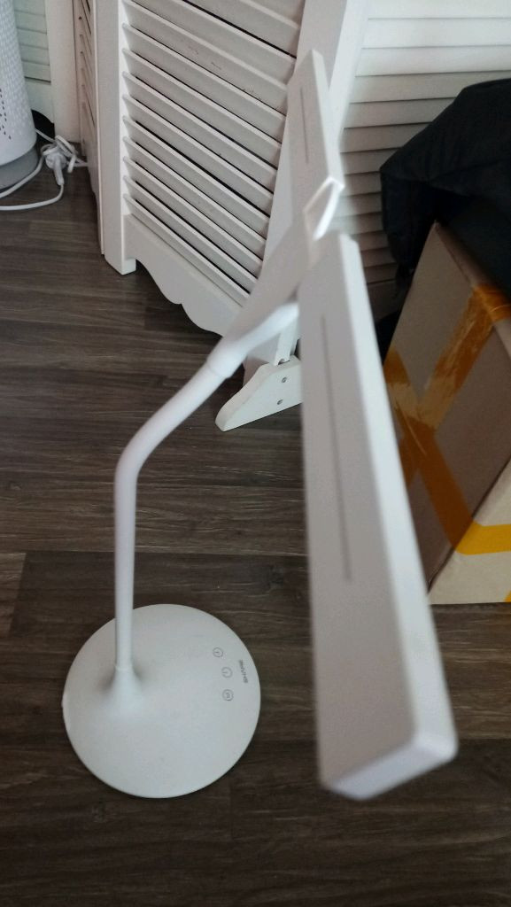 LED 무선 스탠드 공부방 침실 캠핑장 어디에서나 사용가능 이미지