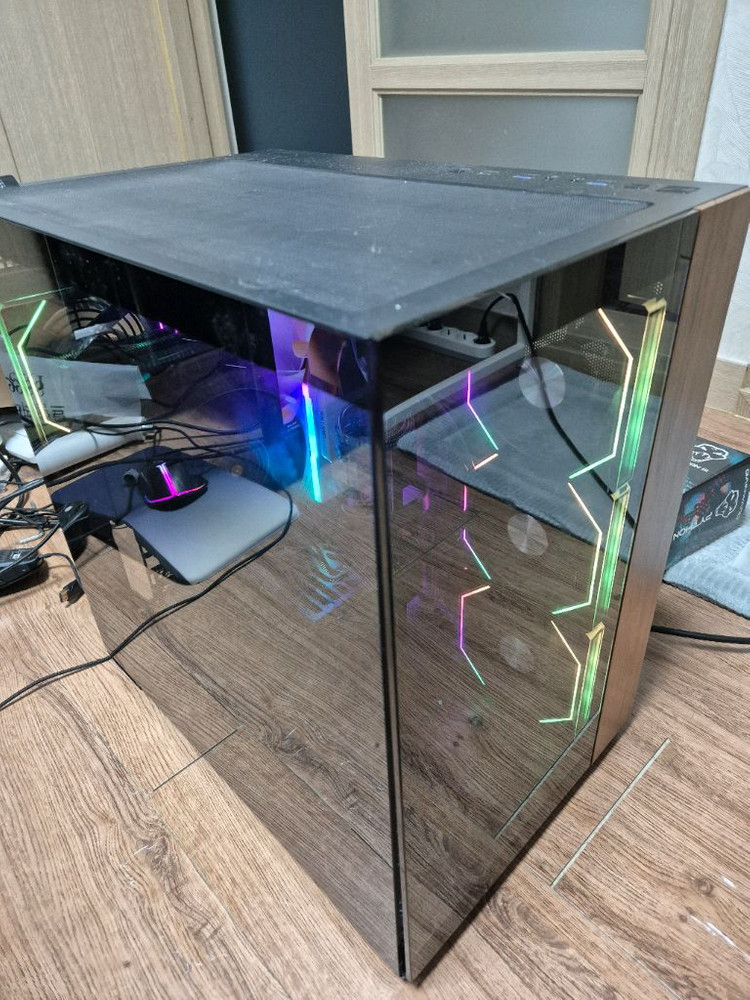게이밍 컴퓨터 PC 본체 Ryzen 9950X3D RTX 5070 배그 오버워치 로아 게임용 작업용 데스크탑 이미지