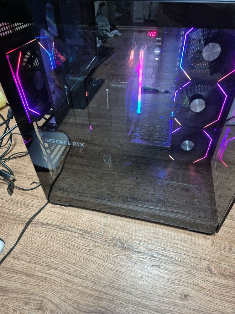 게이밍 컴퓨터 PC 본체 Ryzen 9950X3D RTX 5070 배그 오버워치 로아 게임용 작업용 데스크탑 이미지