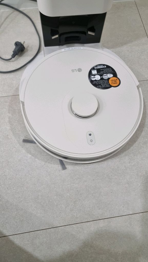LG 로봇청소기 R5 특A급 판매해요 이미지