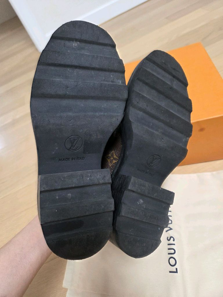 루이비통 모노그램 워커 판매합니다 이미지