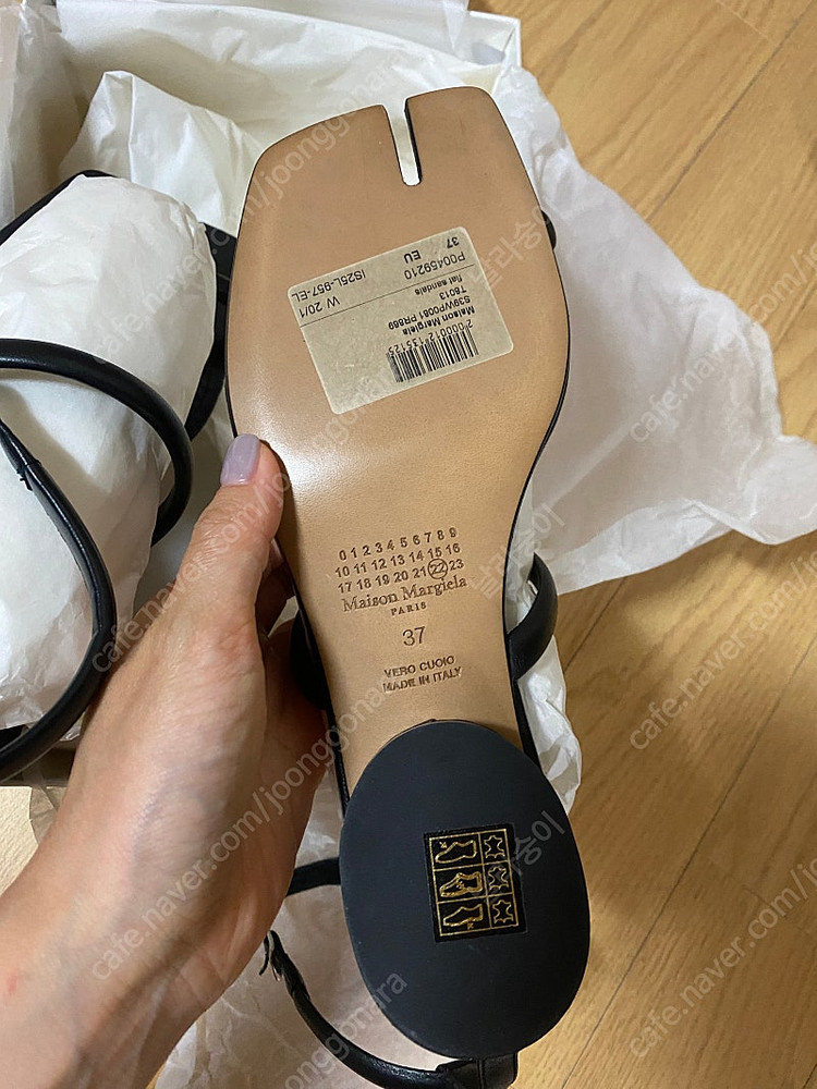 메종마르지엘라 타비 샌들 블랙 37사이즈 정품 새상품 이미지