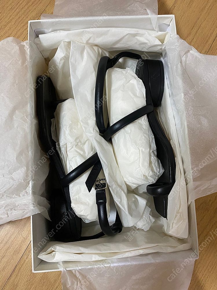 메종마르지엘라 타비 샌들 블랙 37사이즈 정품 새상품 이미지