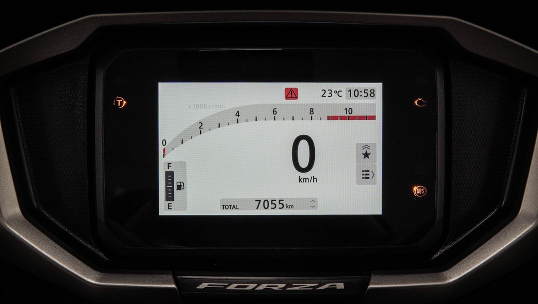 혼다 포르자350 25년식 7,000km 판매합니다. 이미지