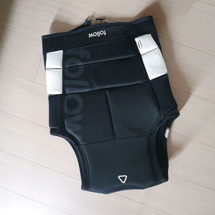 follow 팔로우 베스트 웨이크보드 수상스키 수상스포츠 라이프자켓 구명조끼 물놀이 이미지