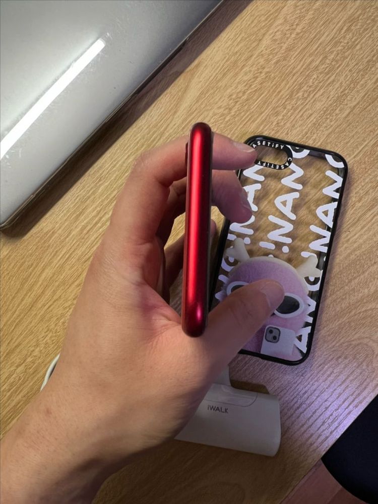 새거급 아이폰SE3 레드 256GB 이미지