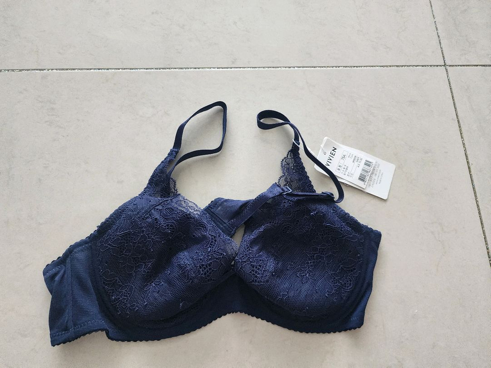 비비안 브래지어75A새거 3개팔아요 이미지