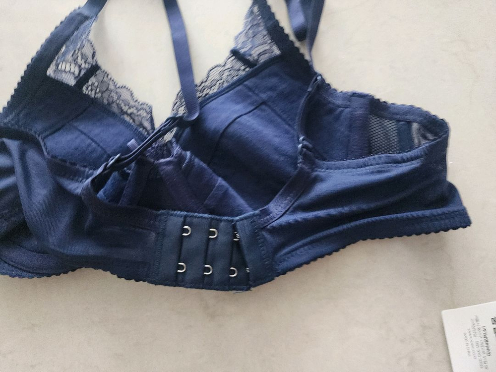 비비안 브래지어75A새거 3개팔아요 이미지
