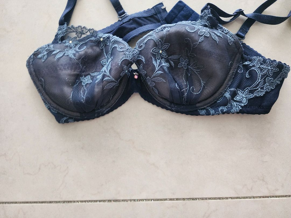 비비안 브래지어75A새거 3개팔아요 이미지