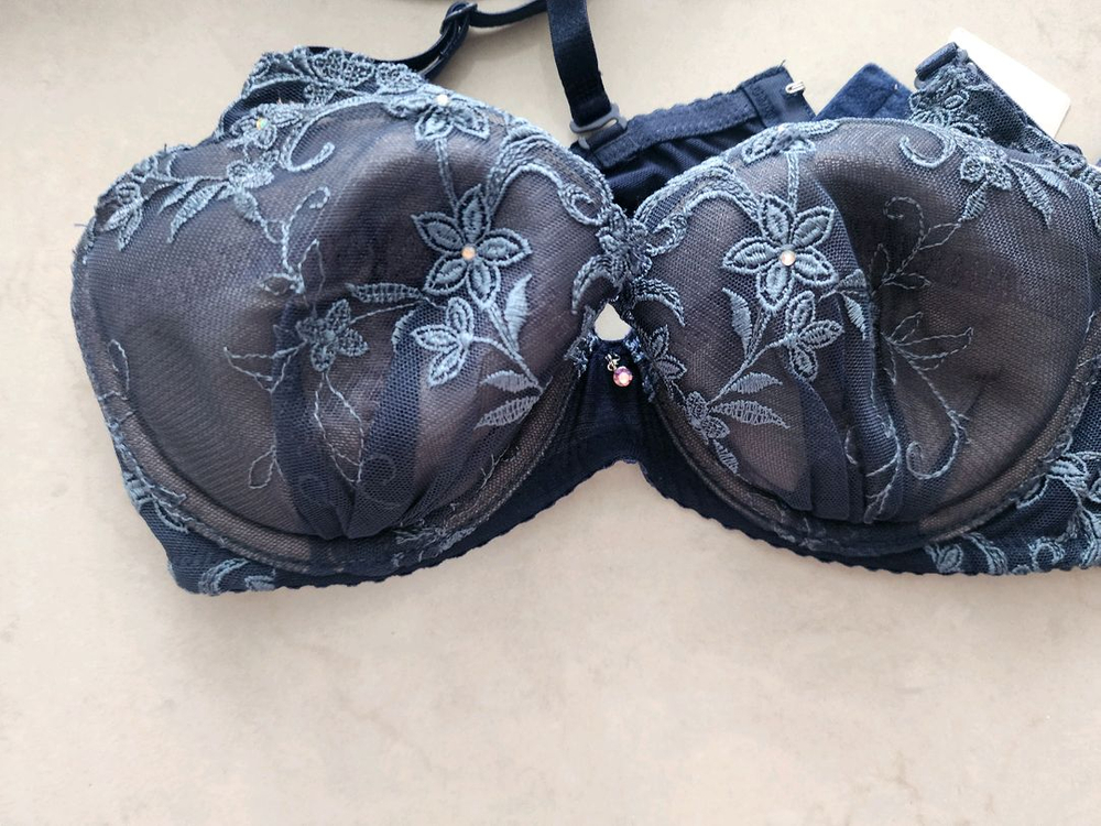 비비안 브래지어75A새거 3개팔아요 이미지