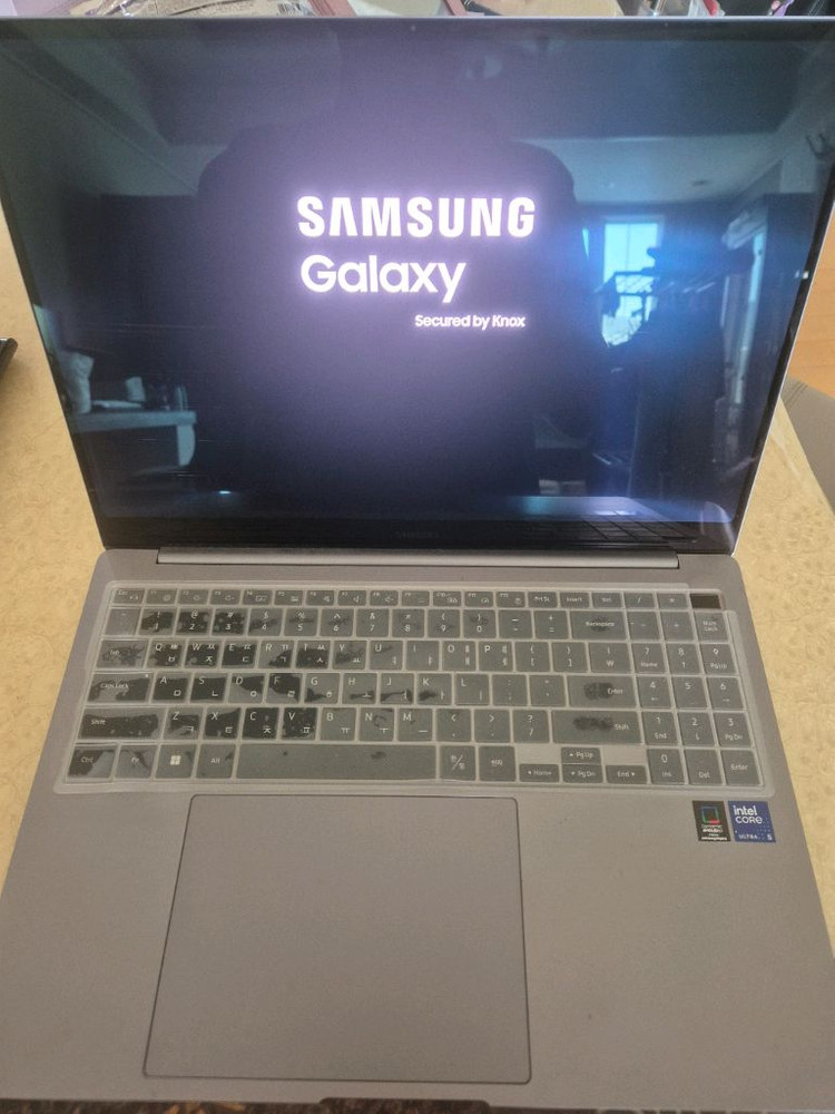 삼성 갤럭시북4 Pro NT960XGQ-A52A 이미지