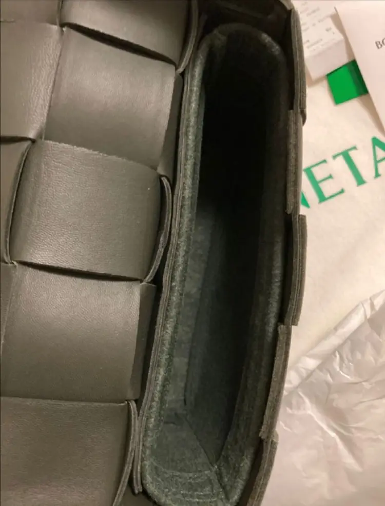 보테가베네타 카세트백 캠핑컬러 (급처분) 이미지