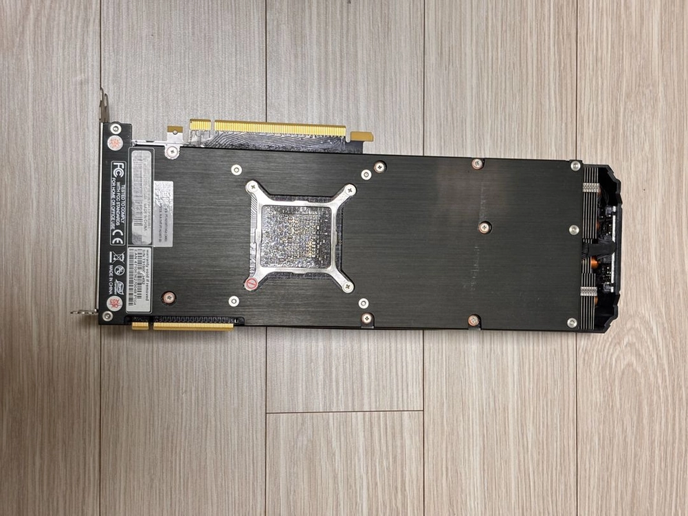 RTX2080Ti 그래픽카드 이미지