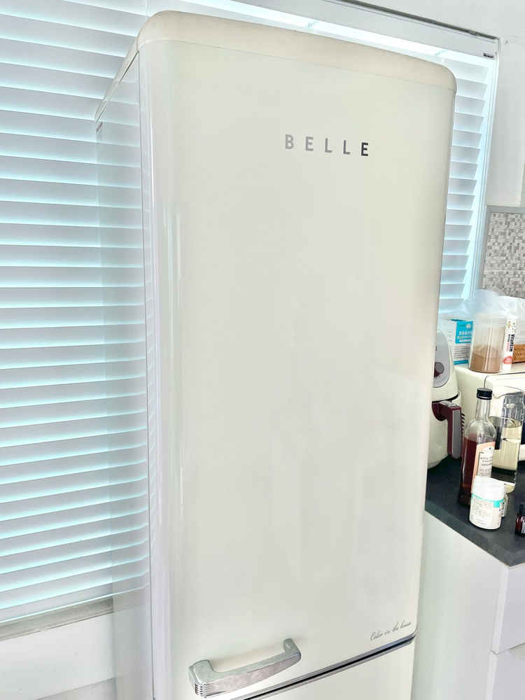 벨 BELLE 레트로 냉장고 250L RC27ACM 판매합니다 이미지