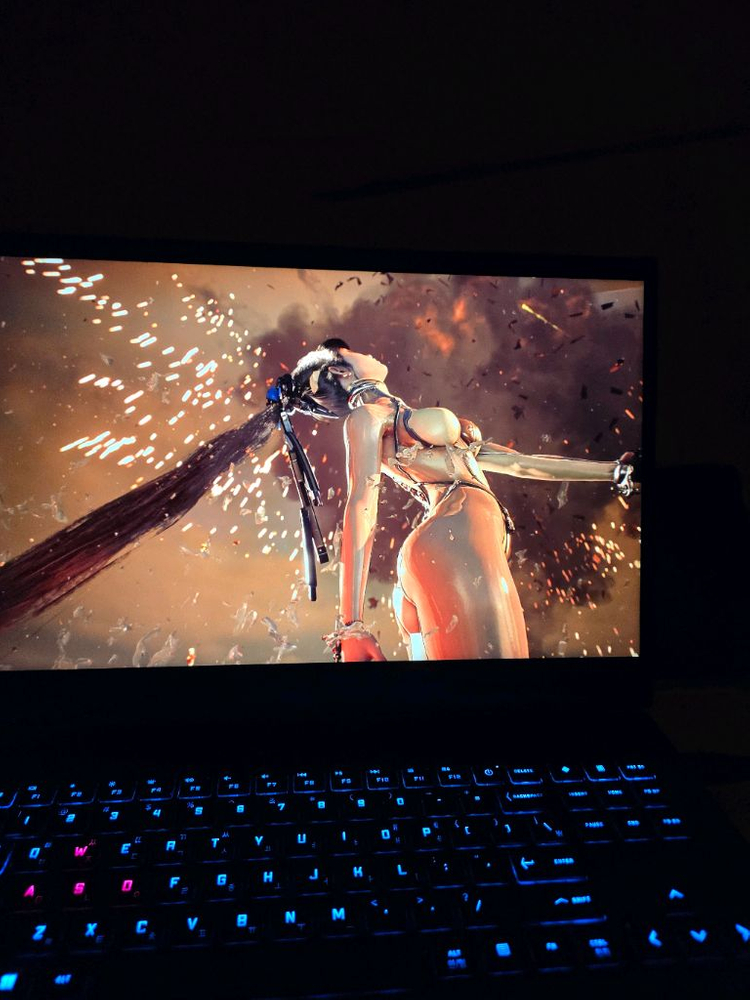 HP 오멘 17 섀도우 블랙 RTX 3080Ti 이미지