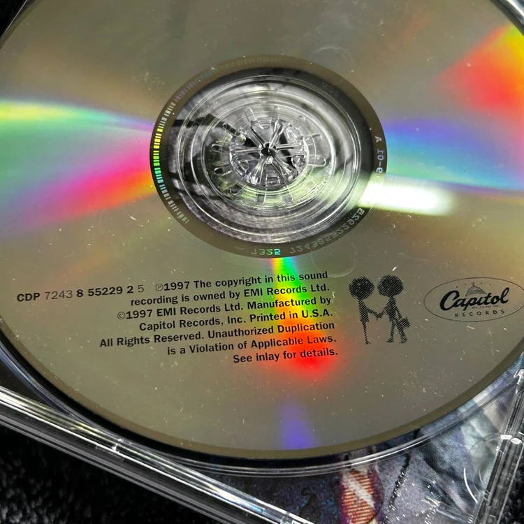 라디오헤드 초판 수입반 CD RADIOHEAD OK COMPUTER 팝니다 이미지