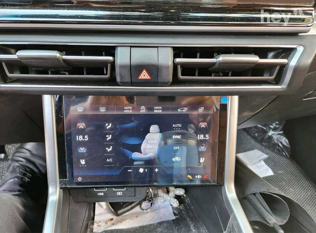 토레스 가솔린 1.5 2WD 블랙에디션 이미지