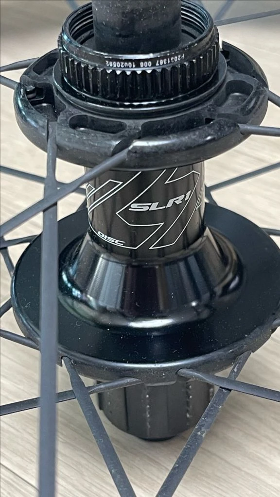 자이언트 slr 1 42/65mm 디스크 카본 휠셋 시마노 바디 이미지