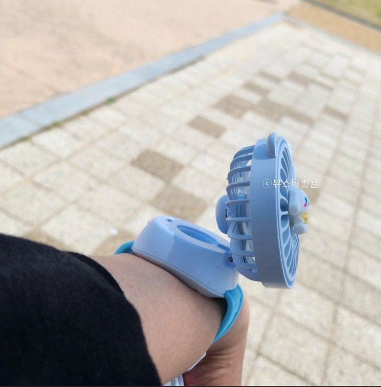 시나모롤 손목 선풍기 이미지