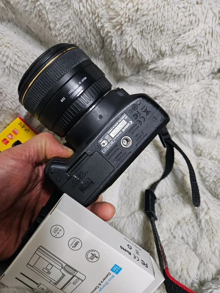 캐논 eos 100d +시그마 삼식이 렌즈 dslr 카메라 이미지