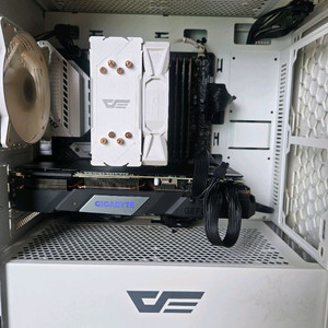 I5-10400F, 2070SUPER, 32GB 본체 이미지