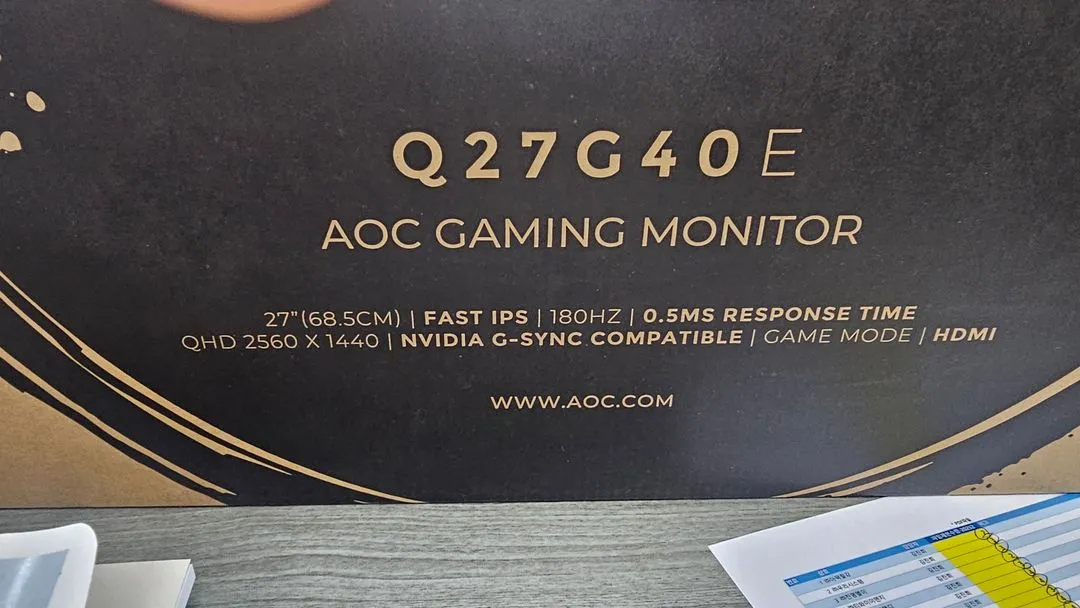 알파스캔 AOC Q27G40E 개봉만한 새상품 팝니다. 2개 있습니다. 이미지