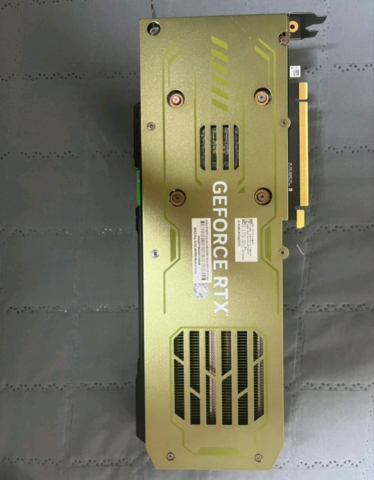 RTX 4070 Ti 그래픽카드 이미지
