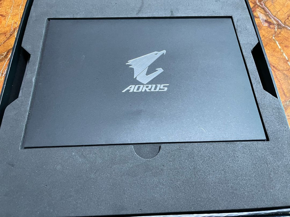 Asus Aorus RTX 3090 Waterforce 이미지