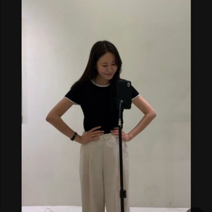 시에 sie 리즈 라인 하프 니트 이미지