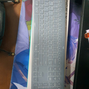 로지텍 k950 키보드 이미지