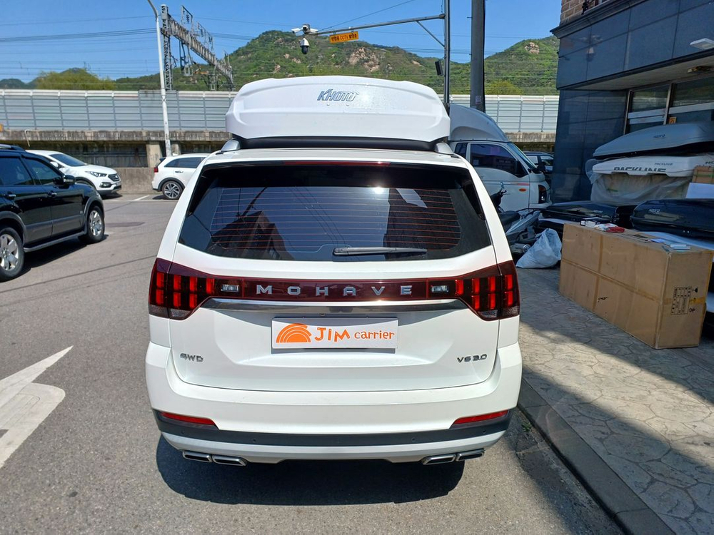 모하비더마스터 화이트유광 새제품 윈드가드 포함 140만원 무료장착 이미지