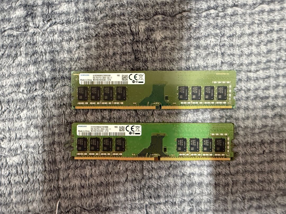 삼성 데스크탑 DDR4 8GB 메모리 2개 팝니다 이미지