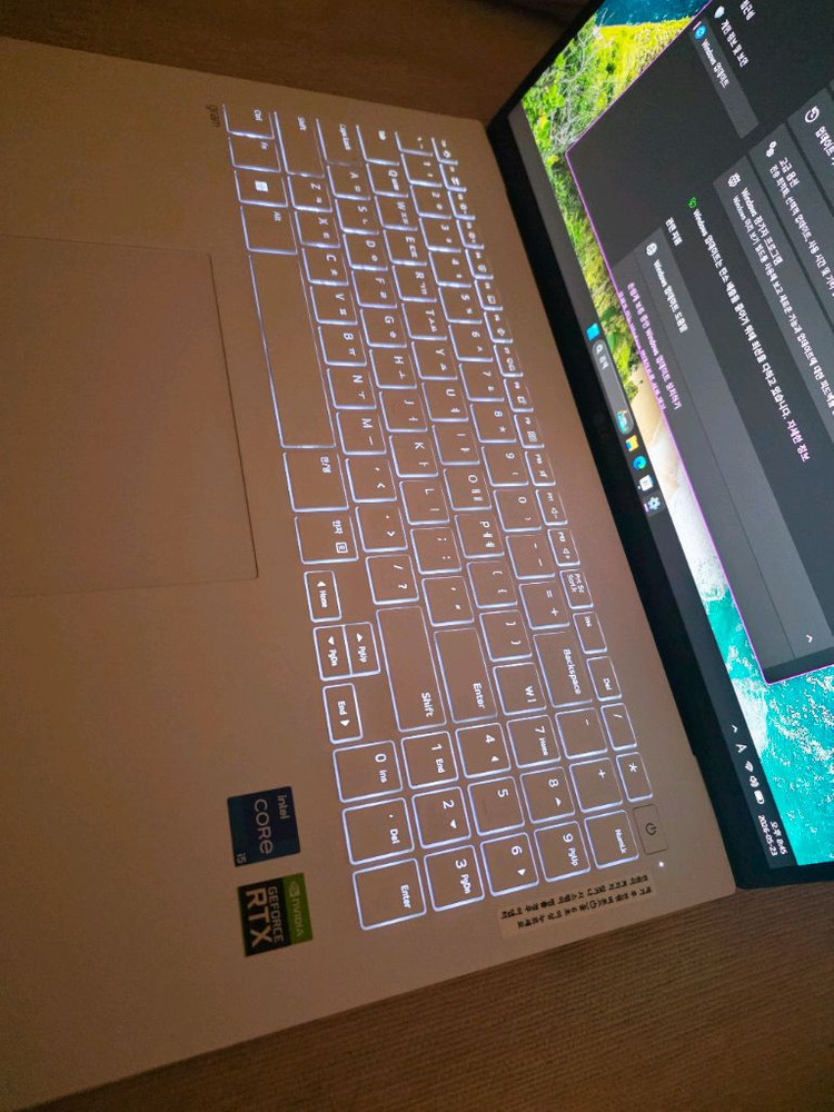 엘지 그램 노트북 16인치 i5-12세대 RTX2050 외장그래픽 게이밍 노트북 이미지