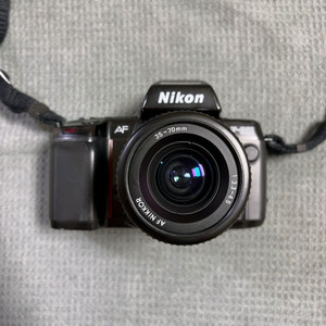 니콘 Nikon F801 SLR 카메라, 35 - 70mm 렌즈 세트 판매합니다. 이미지