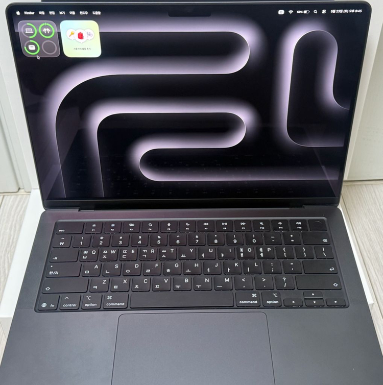 맥북 프로14 M5 Max 36GB 중고 판매합니다. 이미지