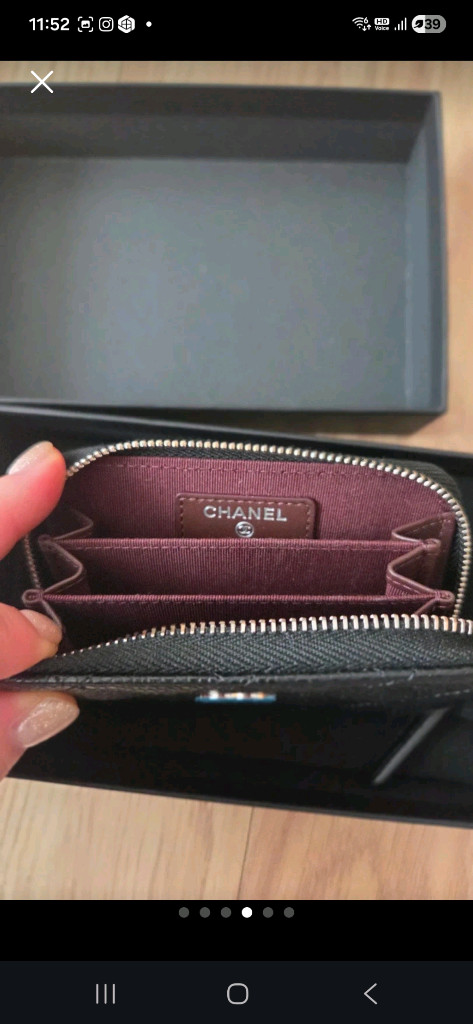 샤넬 클래식 블랙 은장 카드지갑 이미지
