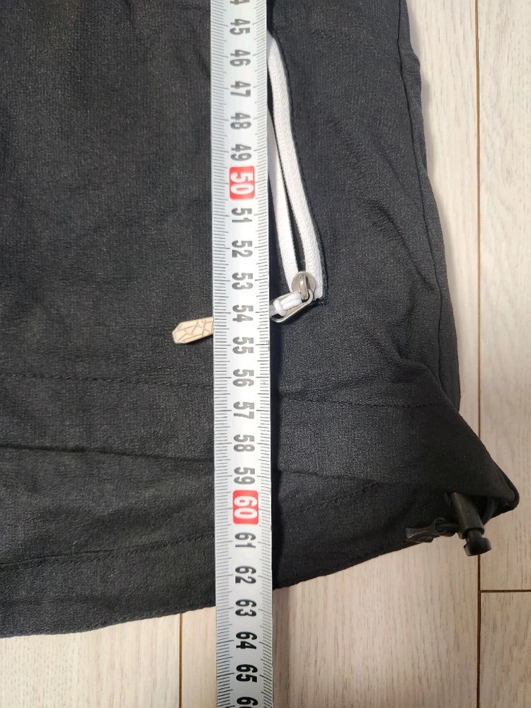 네파 여성 경량 바람막이 사이즈90s여러 중고사이트에도 같이 판매하고 있어서 삭제되면 팔린거에요~세탁으로인한 주름정 이미지