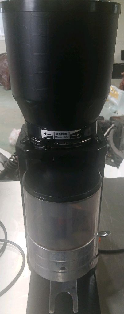 커피 그라인더 이미지