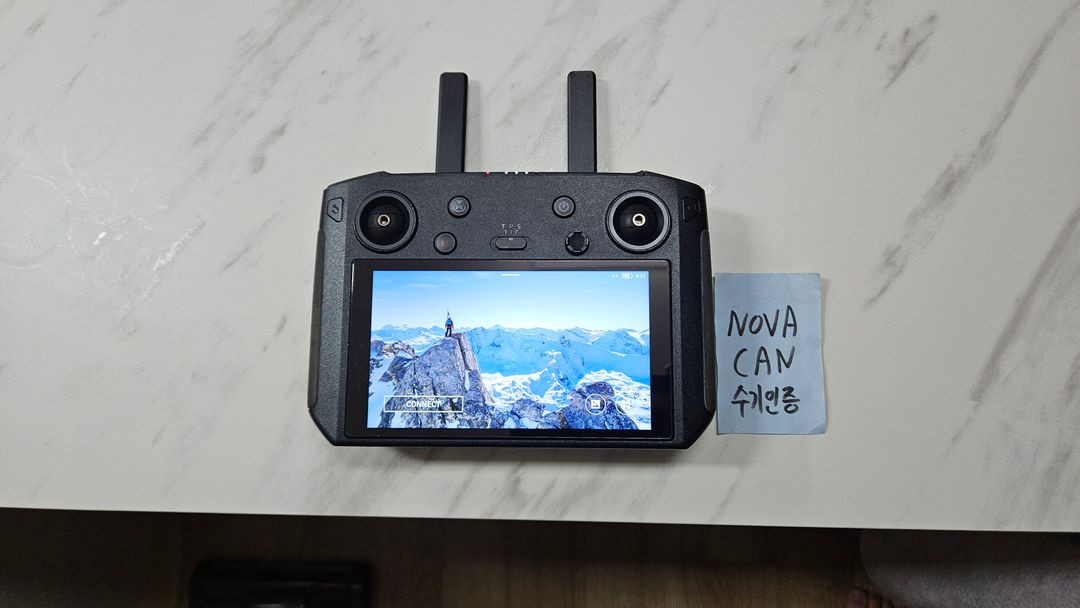Dji 스마트 조종기(컨트롤러) 판매합니다 (매빅2줌,매빅2프로,에어2,에어2s,미니2,팬텀4프로2.0) 이미지